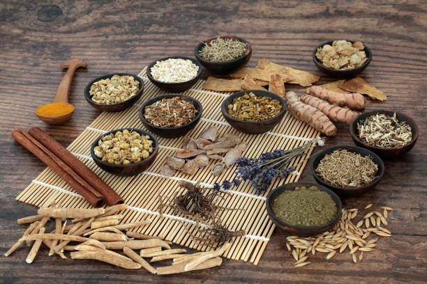 Read more about the article Obat Saraf Kejepit Alami: Herbal dan Suplemen